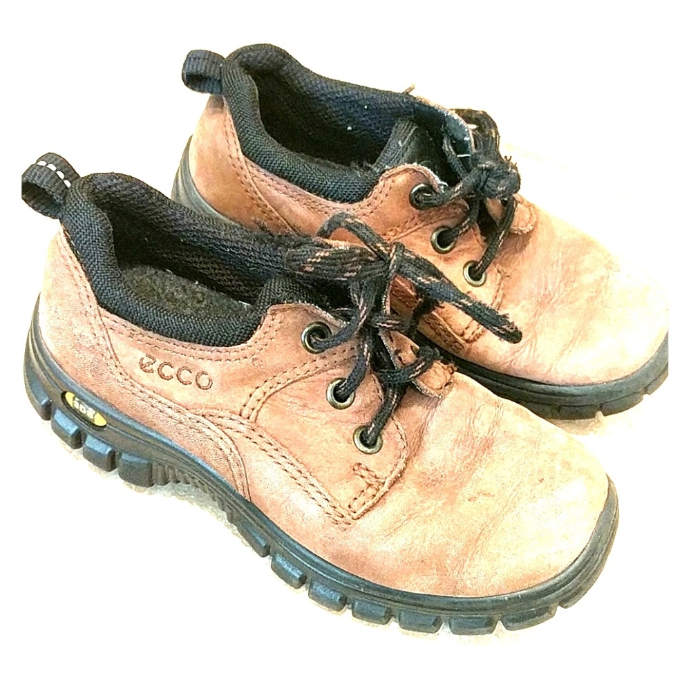 Boys Ecco brown leather shoe boots